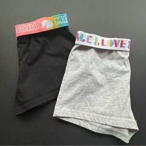 2 Ways to Wear Shorts, L (10-12),